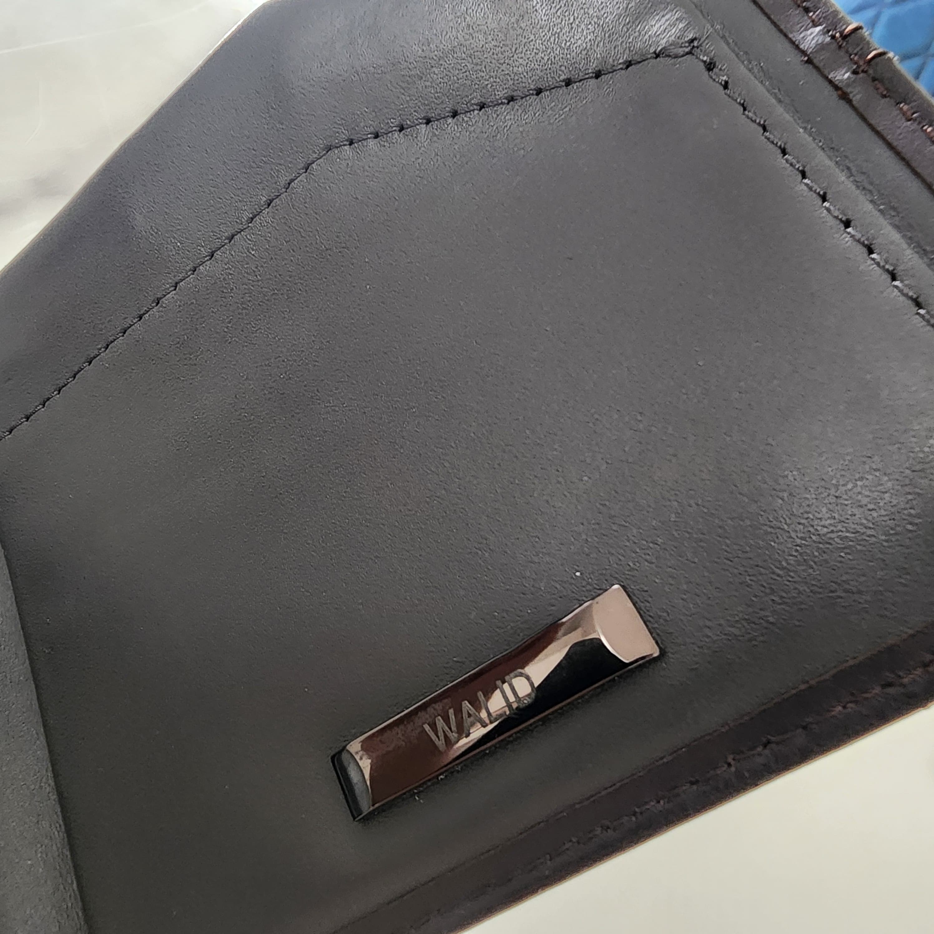 WALID Men's Black Leather Bifold Wallet - Like New Condition